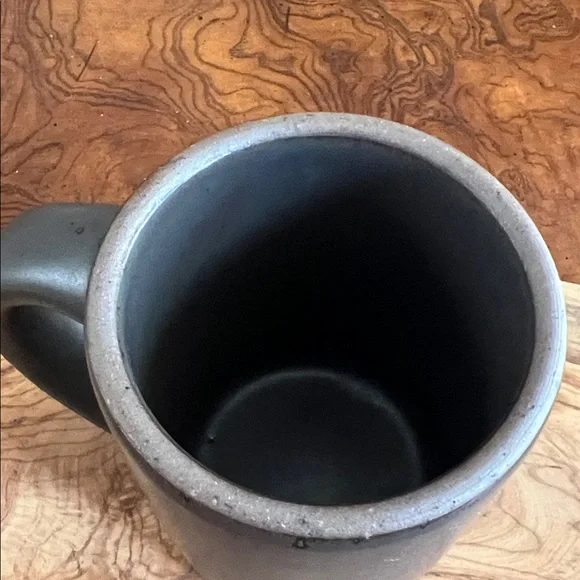 East Fork Pottery Tracksmith Mug - Picture 4 of 4